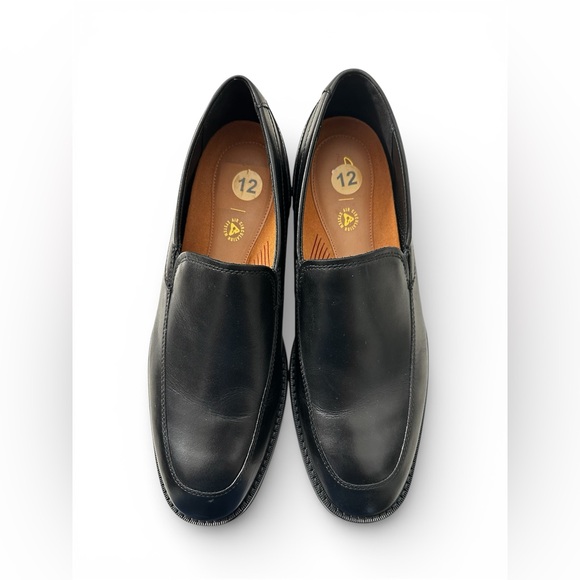 Clarks Other - Clarks Men's Classic Black Slip-On Loafers